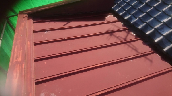屋根　瓦棒塗装①